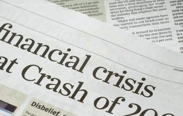 Η οικονομική κρίση στις δύο πλευρές του Ατλαντικού: μία ταραγμένη δεκαετία